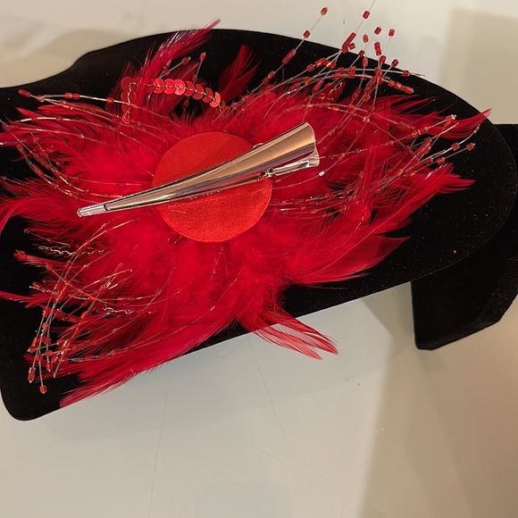 Headdress /Head Flower for Wedding Parties - Picture 3 of 3